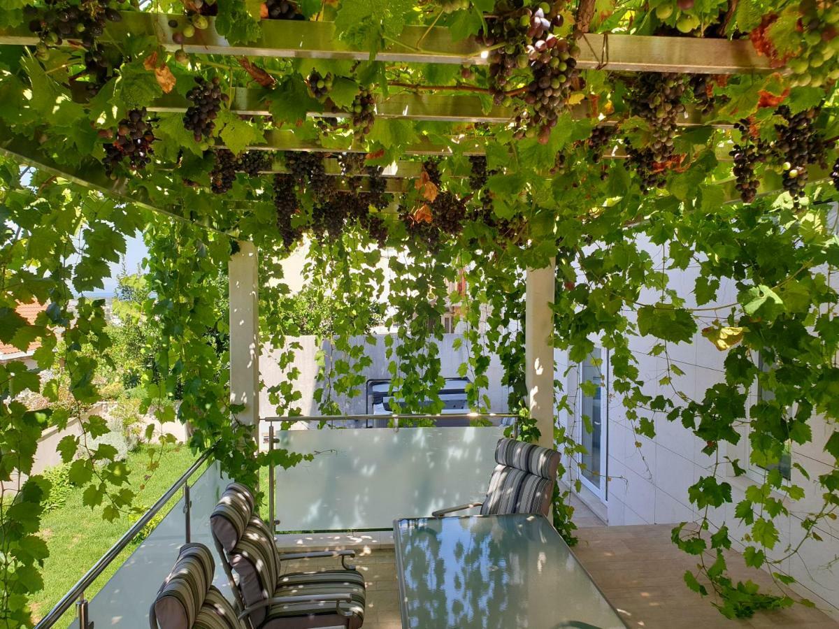 شقة Abelia, Two Terraces, Hot Tub, Free Parking دوبروفينك المظهر الخارجي الصورة