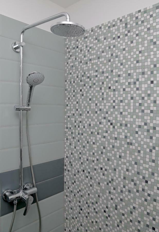 شقة Abelia, Two Terraces, Hot Tub, Free Parking دوبروفينك المظهر الخارجي الصورة
